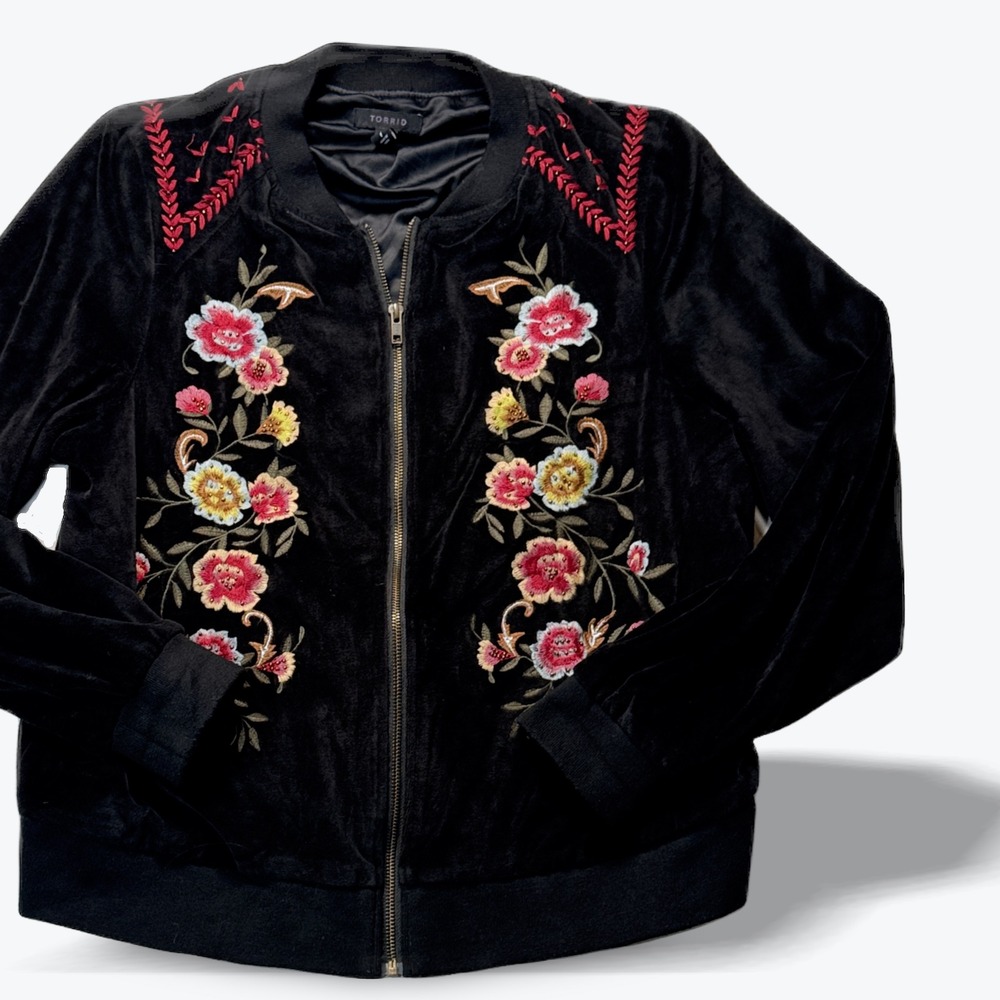 Vintage Embroidered Bomber Jacket Velvet Floral Boho Black Torrid Tag 1 Fits Med